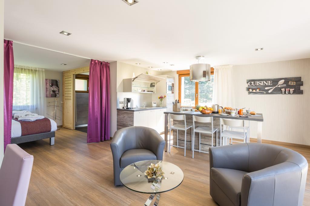 Logis Hotel Le Relais Du Bois Vialotte Le Chambon-sur-Lignon Luaran gambar