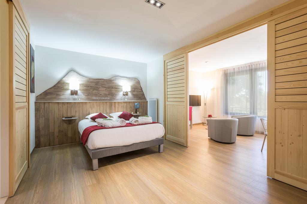 Logis Hotel Le Relais Du Bois Vialotte Le Chambon-sur-Lignon Luaran gambar