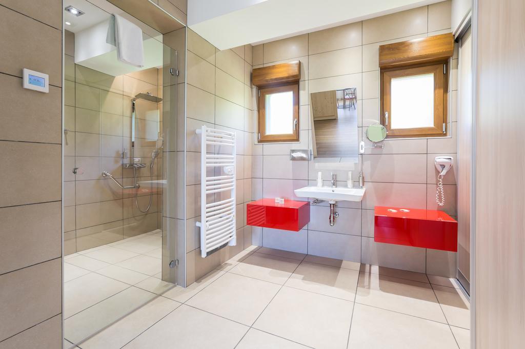Logis Hotel Le Relais Du Bois Vialotte Le Chambon-sur-Lignon Luaran gambar